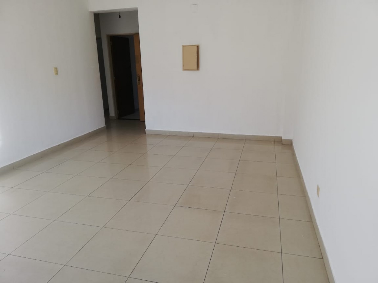 Departamento- Balcarce al 500 