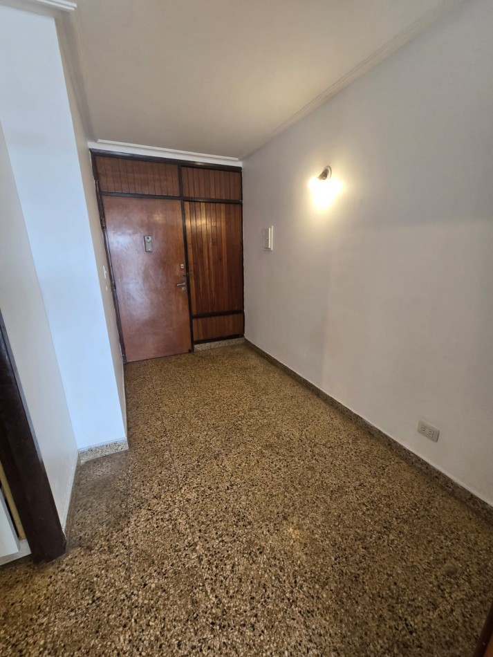 DEPARTAMENTO EN VENTA 24 DE SEPTIEMBRE 695