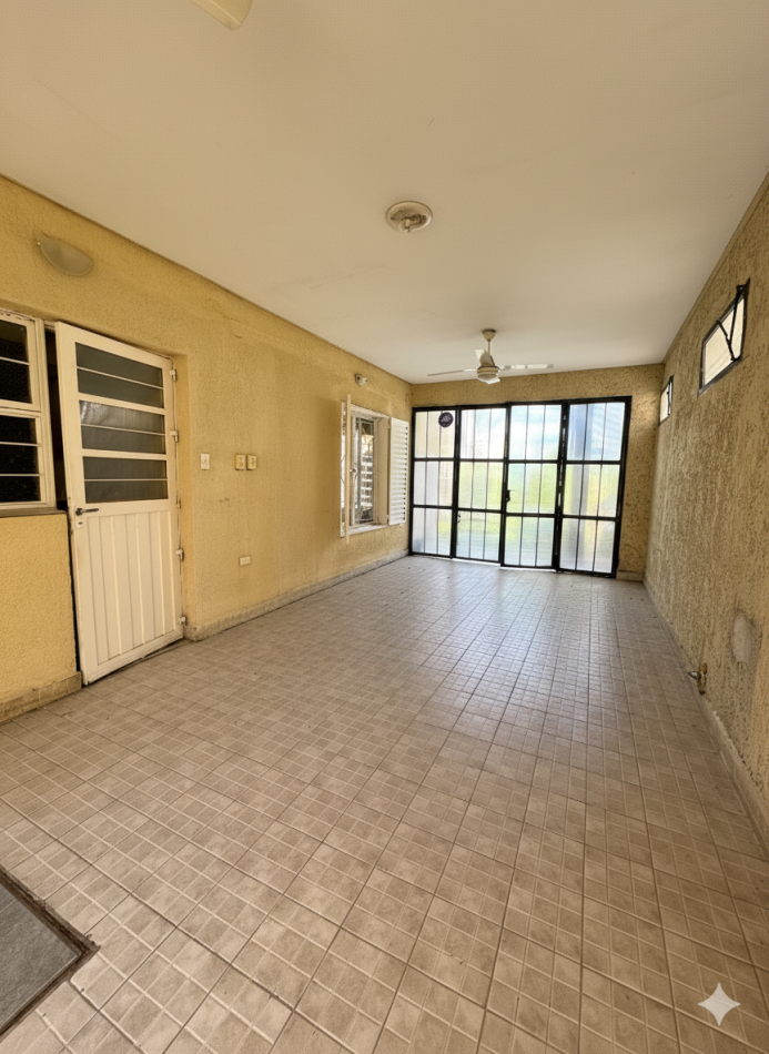 CASA EN VENTA- BARRIO CONGRESO