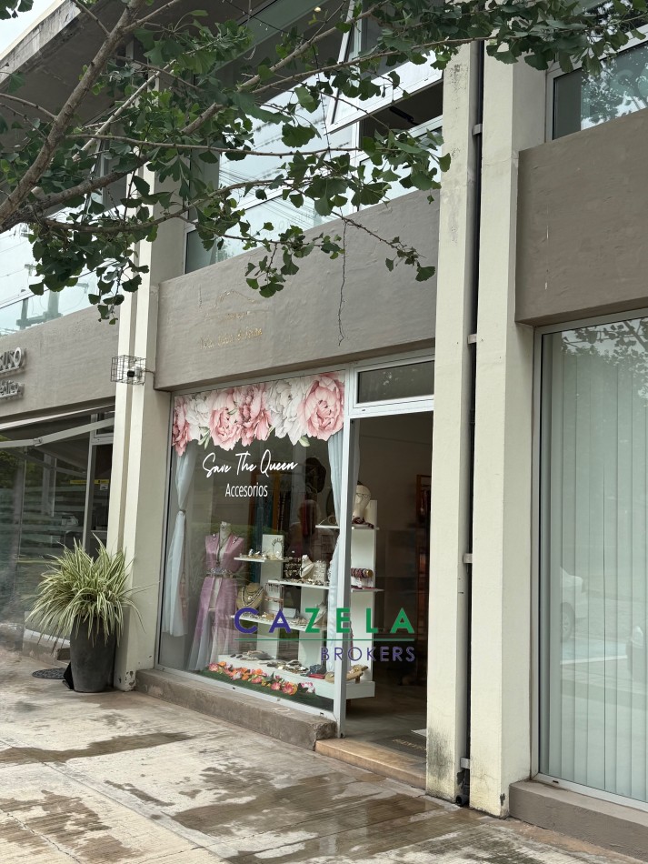 LOCAL EN VENTA ACASSUSO 75 YERBA BUENA