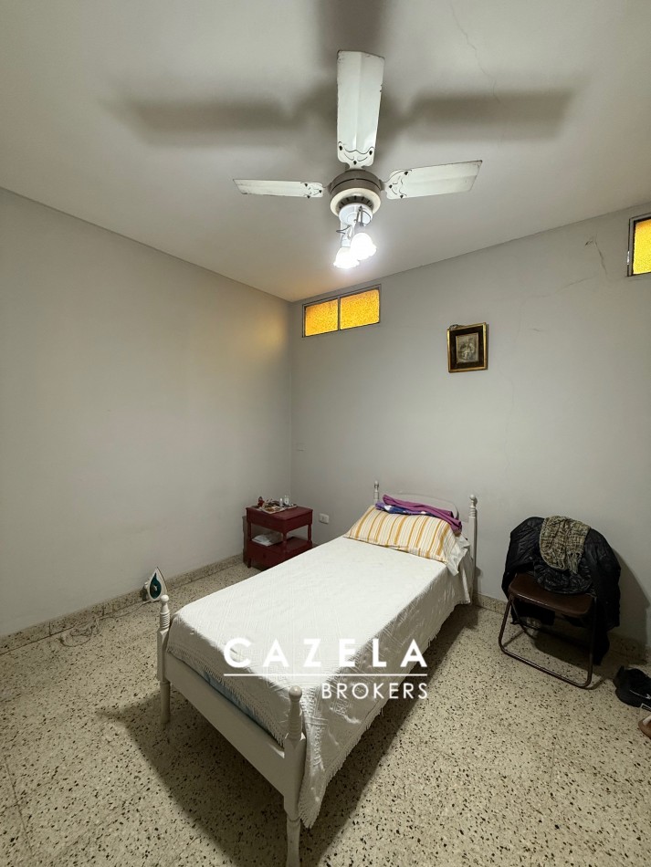 CASA EN VENTA EN AV. AVELLANEDA AL 600