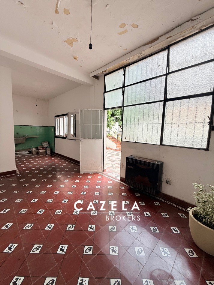 CASA EN VENTA RIOJA AL 700