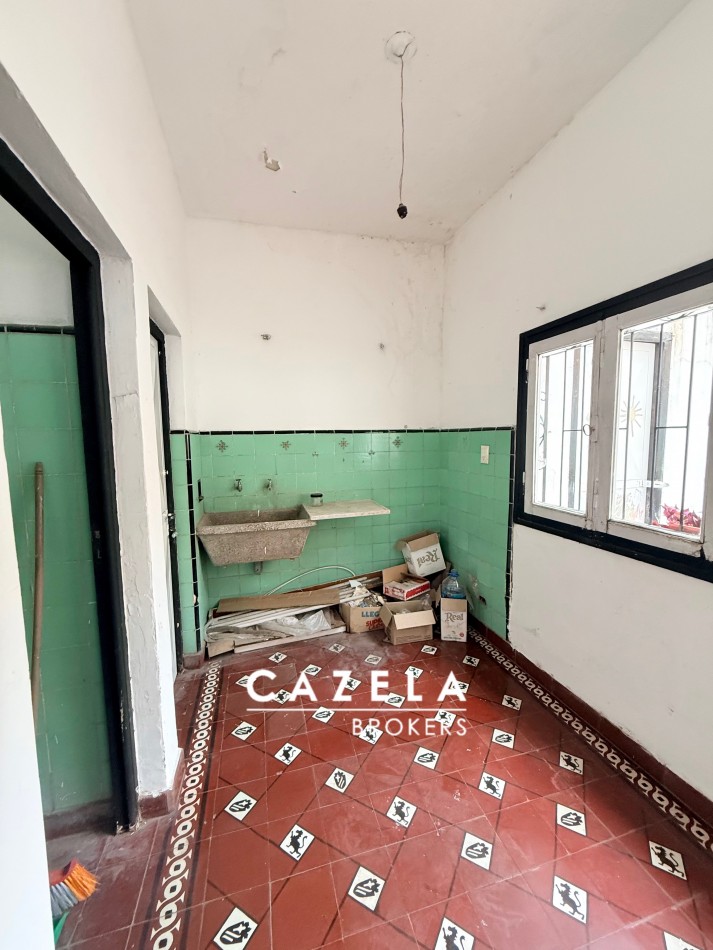 CASA EN VENTA RIOJA AL 700