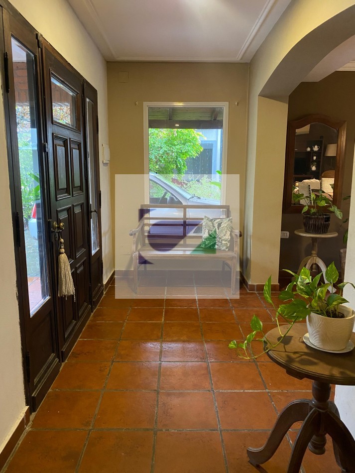 CASA EN VENTA EN COUNTRY DEL PILAR