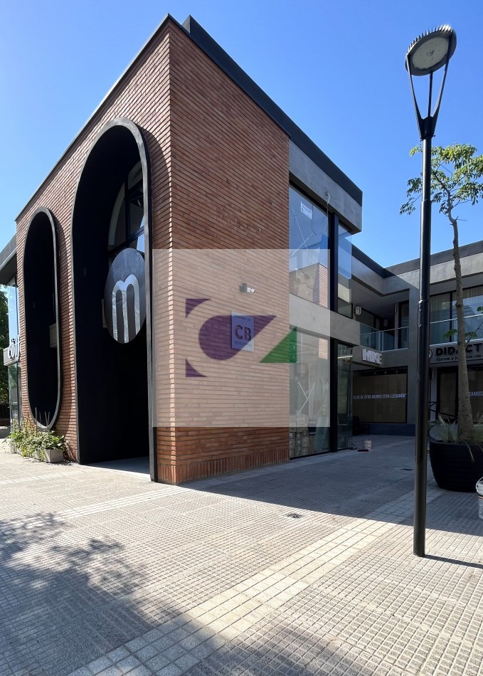 OFICINA EN ALQUILER CON COCHERA