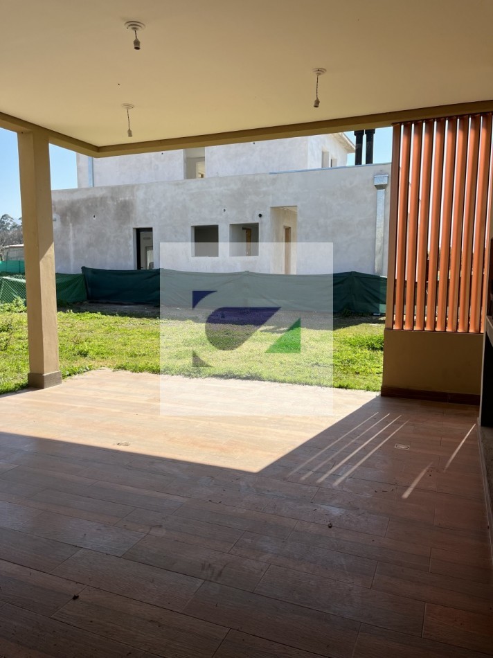 VENTA: CASA A ESTRENAR COUNTRY LAS LIMAS 