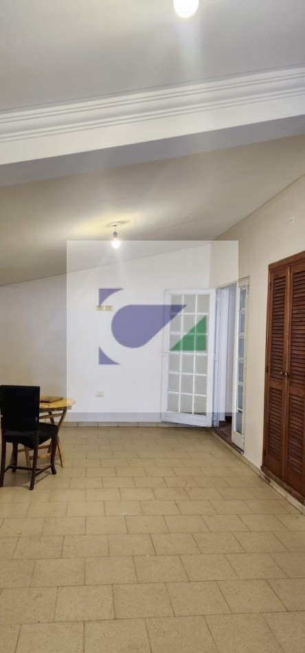 CASA EN VENTA A METROS DE AV. ACONQUIJA AL 2800