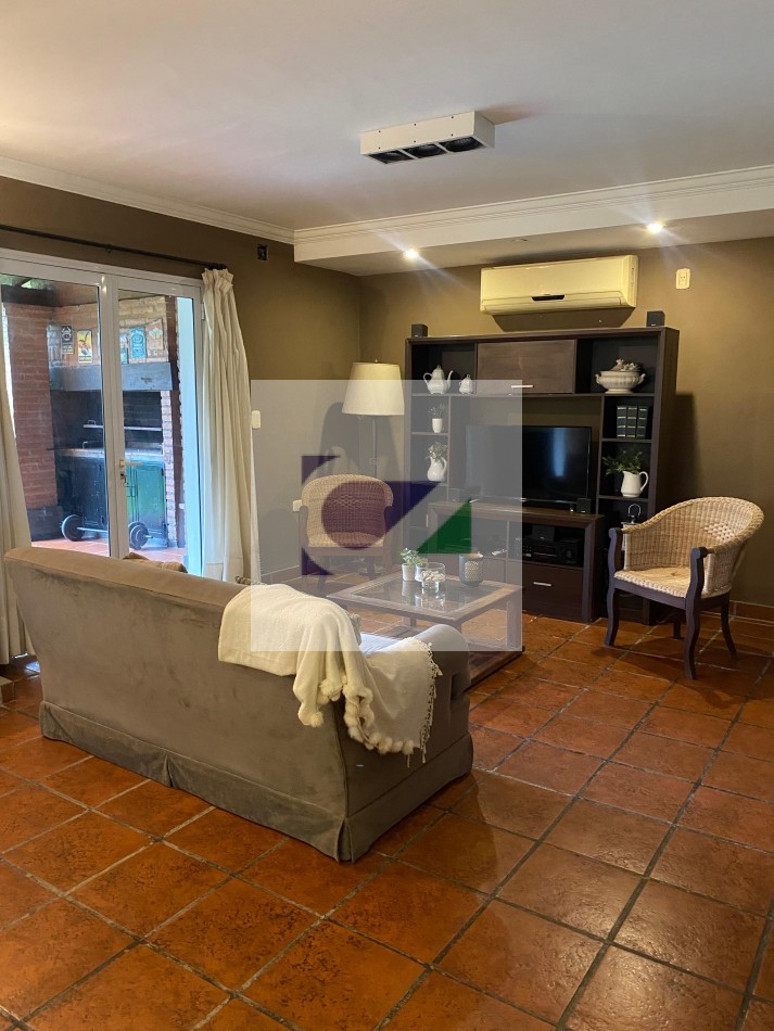 CASA EN VENTA EN COUNTRY DEL PILAR