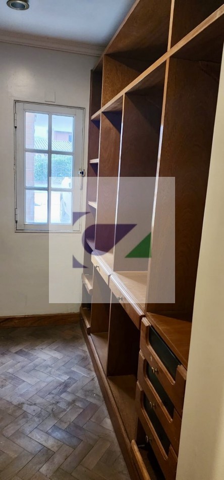 CASA EN VENTA A METROS DE AV. ACONQUIJA AL 2800