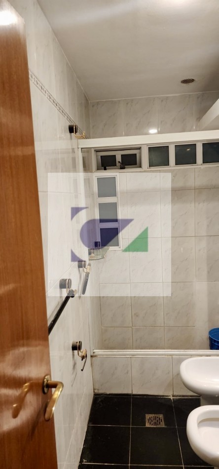 CASA EN VENTA A METROS DE AV. ACONQUIJA AL 2800