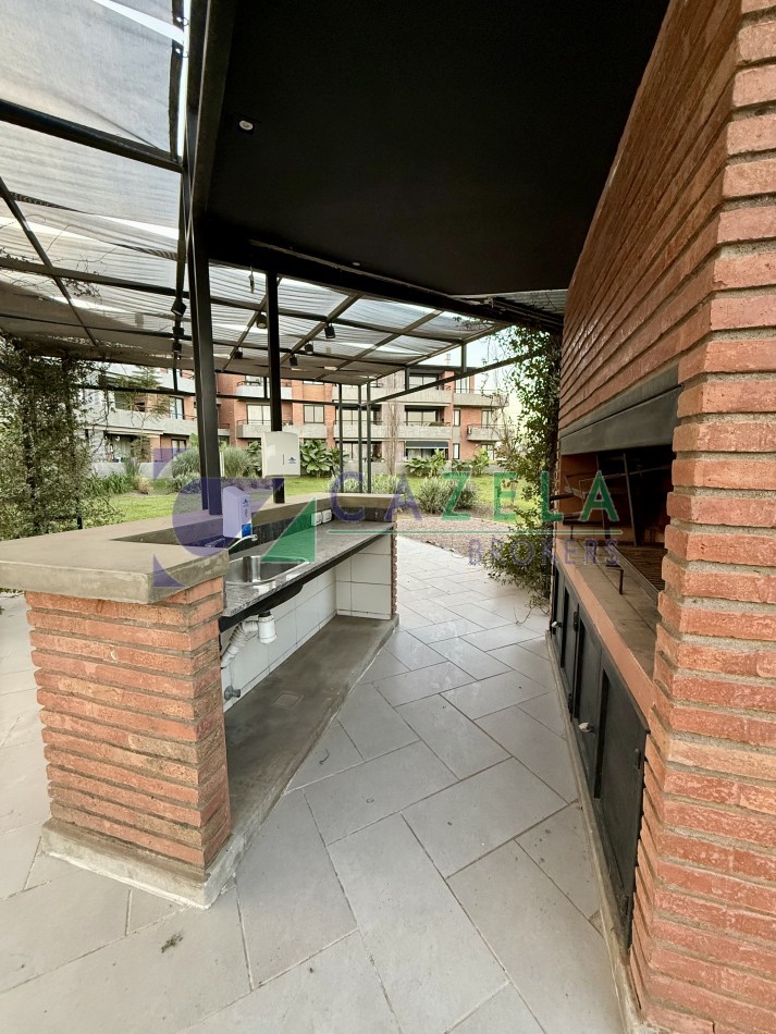DEPARTAMENTO EN VENTA EN VILLAGE GOLF