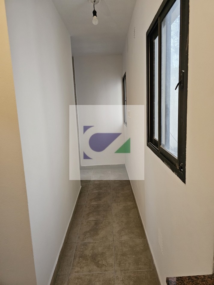 DEPARTAMENTO EN VENTA EN LAVALLE AL 700