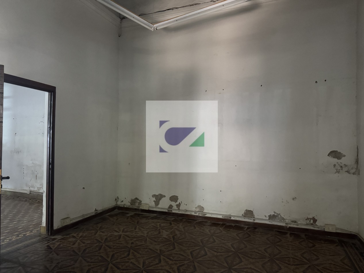 CASA ALQUILER COMERCIAL EN ALQUILER BALCARCE 1111