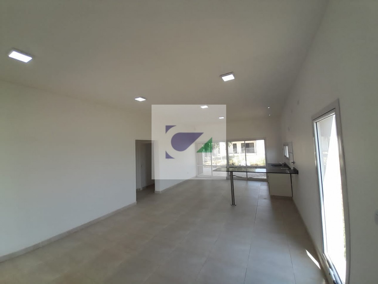 CASA EVOLUTIVA EN PRADERAS DEL NOGAL