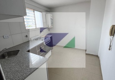 DEPARTAMENTO EN ALQUILER EN GENERAL PAZ AL 900