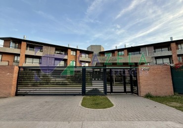 DEPARTAMENTO EN VENTA EN VILLAGE GOLF 